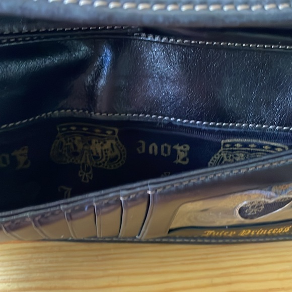Juicy Couture Y2K Black Leather Wallet - Picture 14 of 14